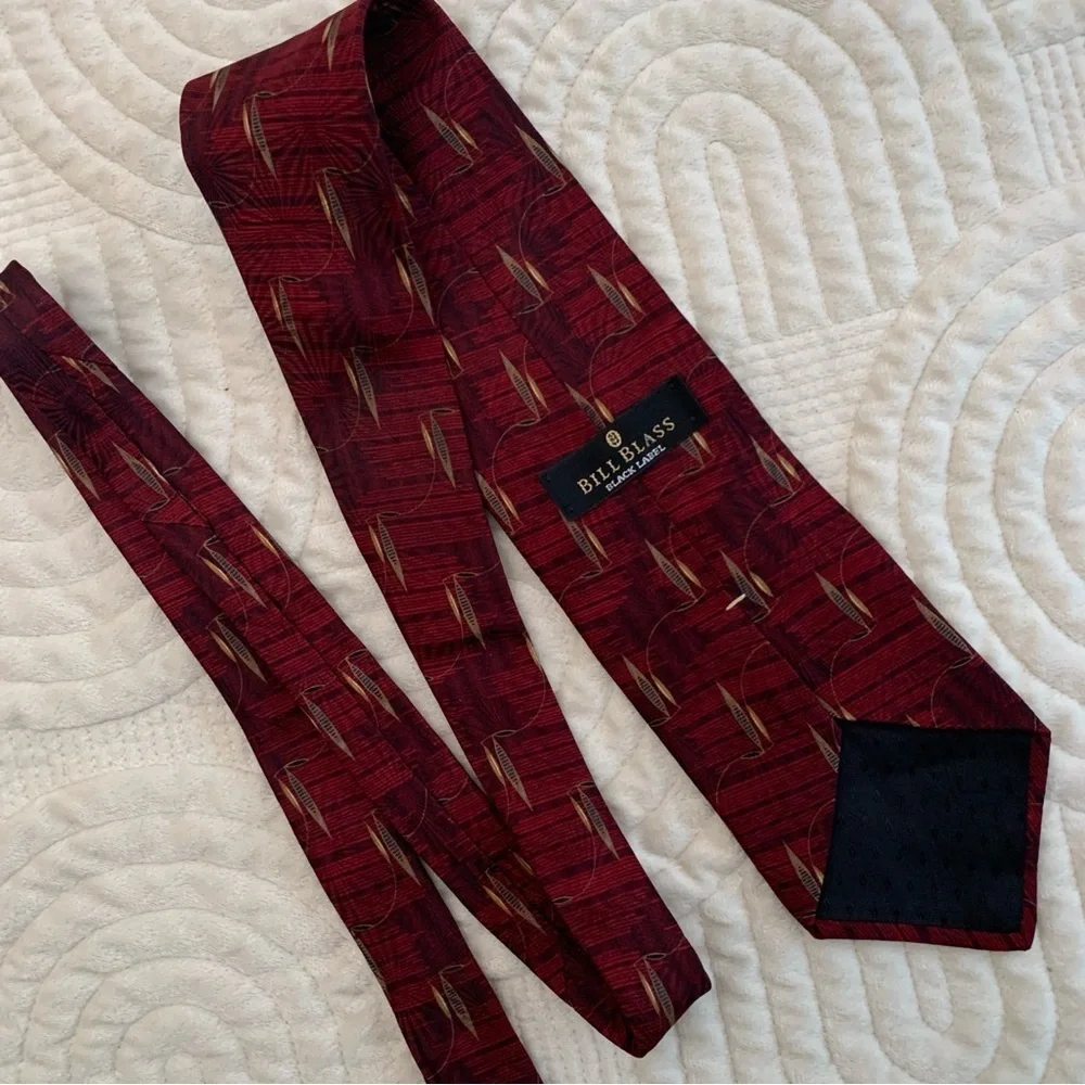 Bill Blass Black Label Red Silk Tie